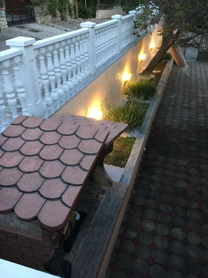 Apartmani Nada Klenovica Buitenkant foto