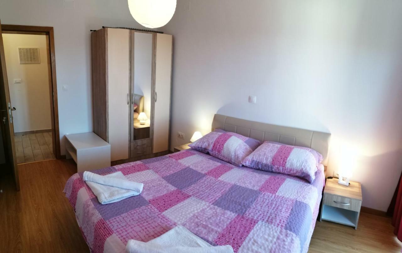 Apartmani Nada Klenovica Buitenkant foto