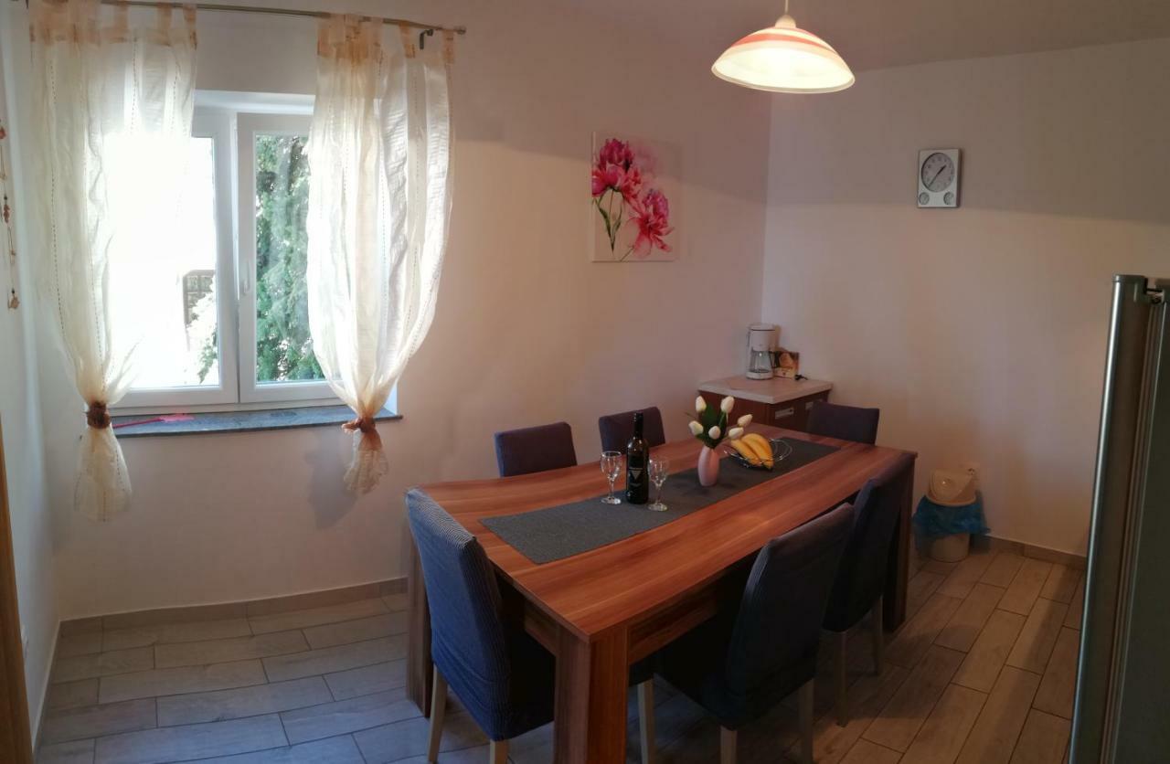Apartmani Nada Klenovica Buitenkant foto